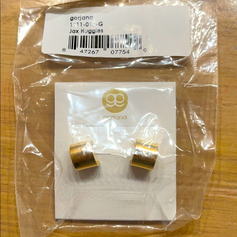 Gorjana huggie earrings
